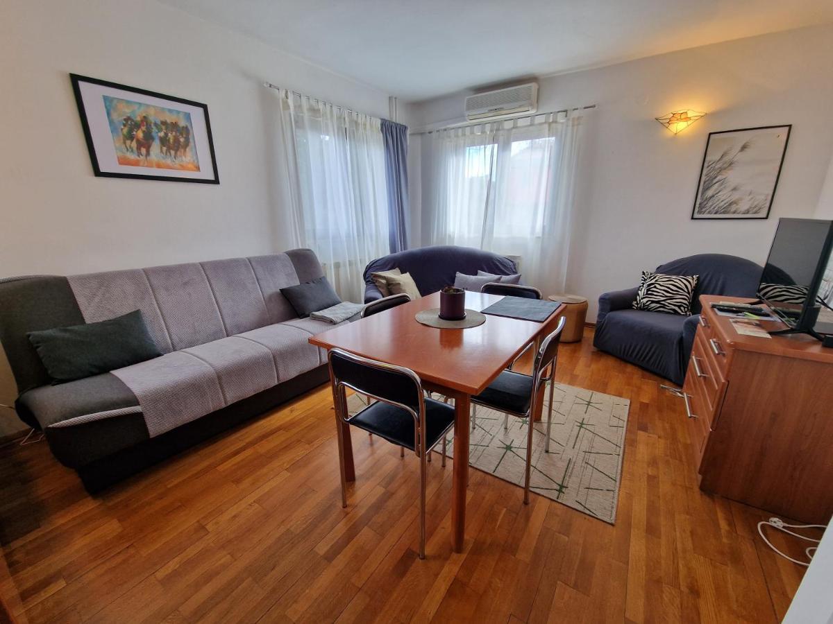 Apartments Katarina - New Renovated Rovinj Exterior foto