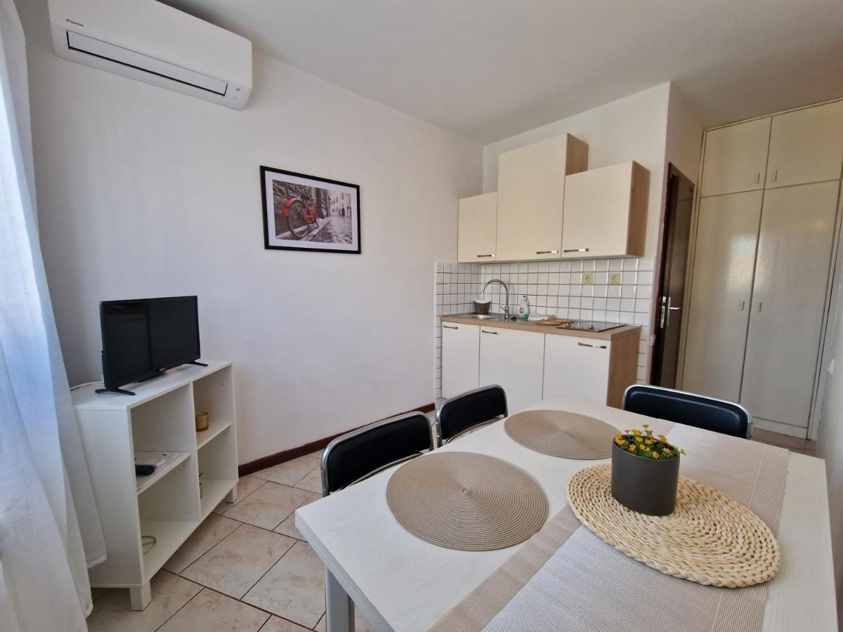 Apartments Katarina - New Renovated Rovinj Exterior foto