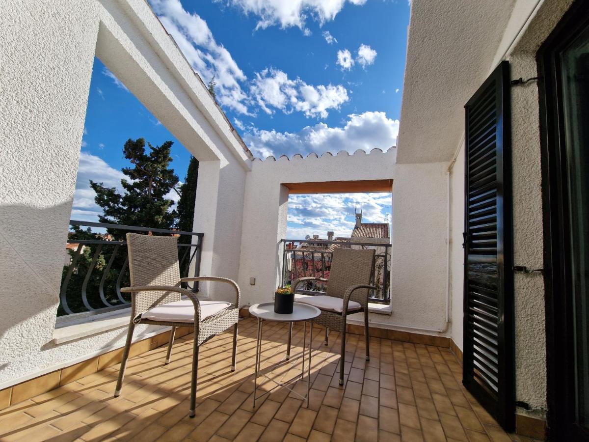 Apartments Katarina - New Renovated Rovinj Exterior foto