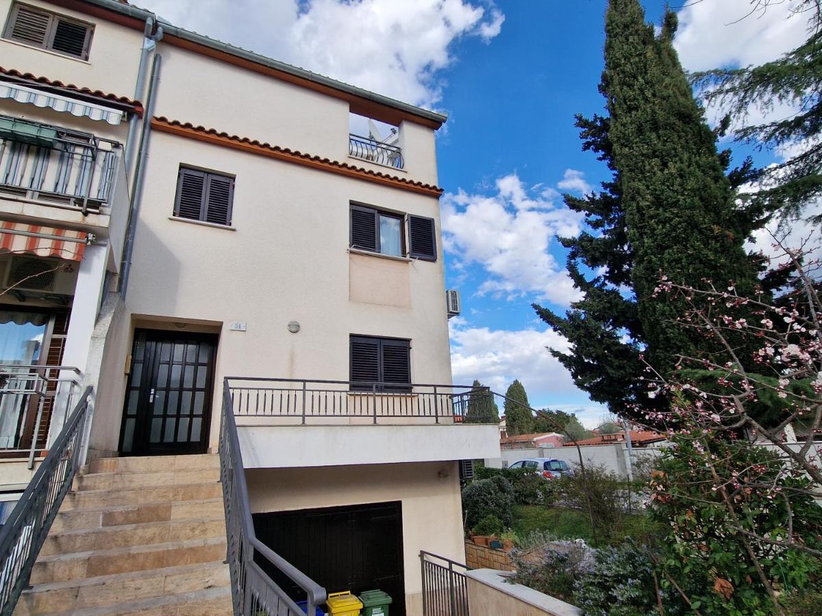 Apartments Katarina - New Renovated Rovinj Exterior foto